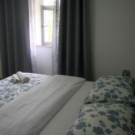 Apartman Elena Свети-Юрай Экстерьер фото